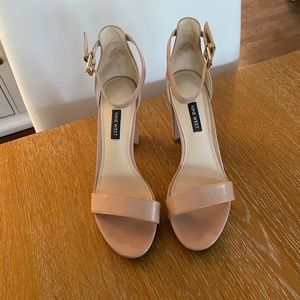 Nude Nine West Heels
